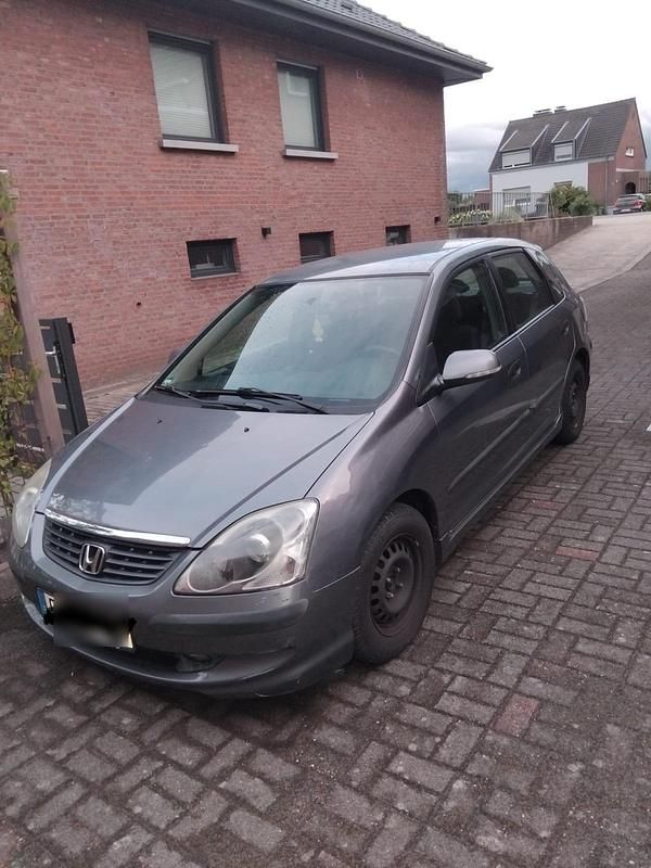 Silber Gebraucht 2004 Honda Civic Kleinwagen | 1.300 € (Fairer Preis) - Bild 1/4