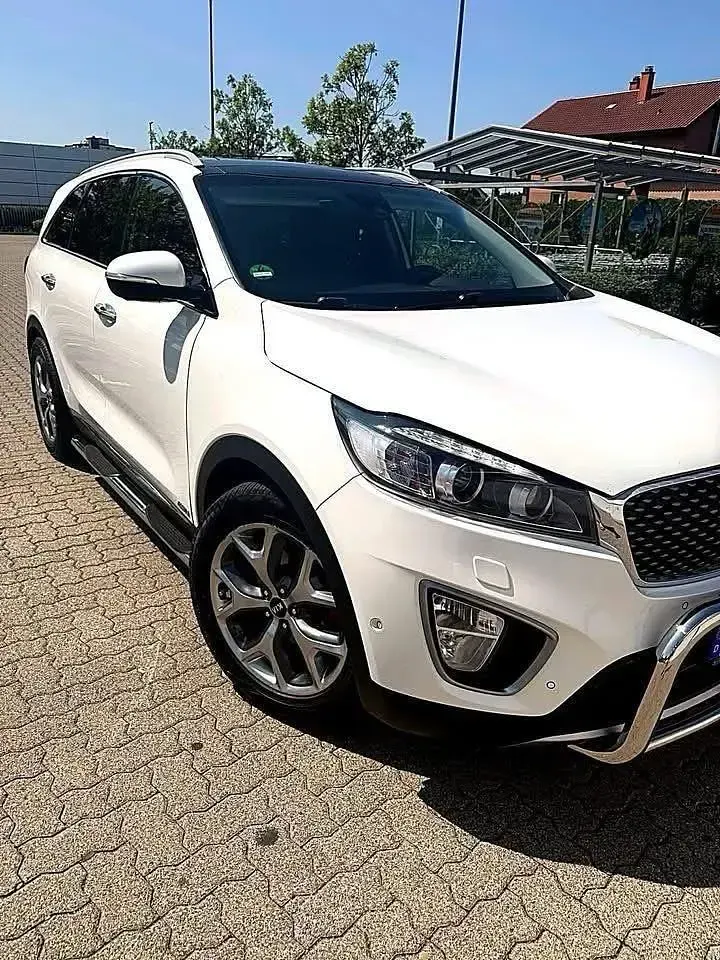 Gebraucht Kia Sorento 200 PS (147 kW) 2016 Weiß SUV