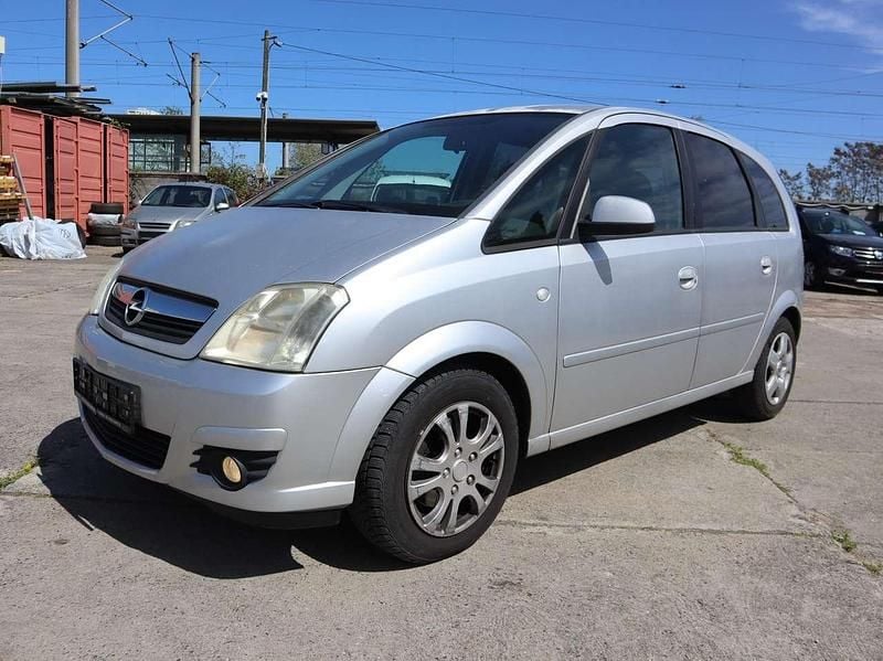 Second-hand Opel Meriva 90 CP (66 kW) 2007 Argintiu Monovolum