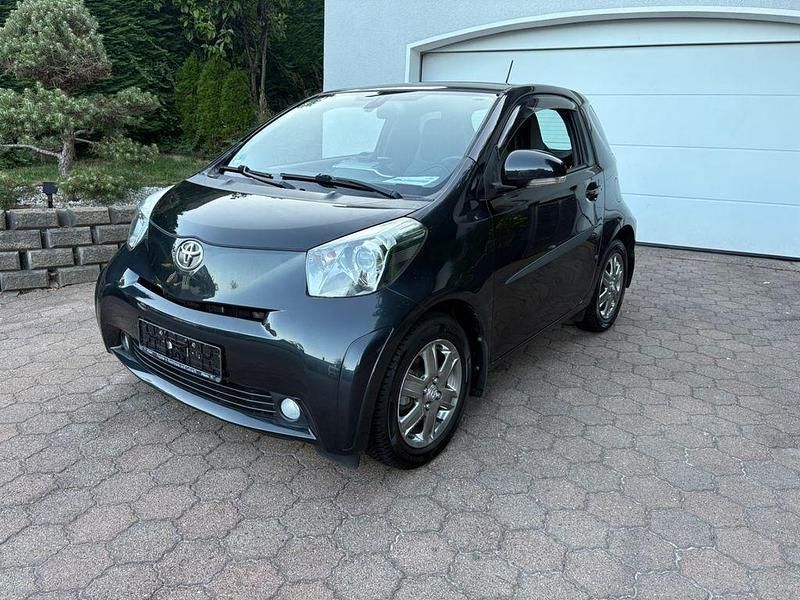 Schwarz Gebraucht 2013 Toyota iQ Kleinwagen | 7.490 € (Fairer Preis) - Bild 1/4