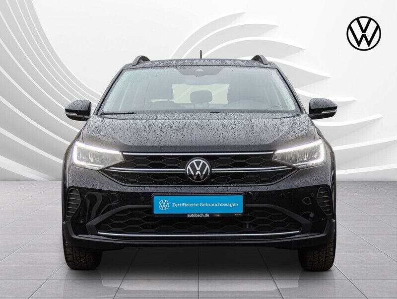 Gebraucht VW Taigo Life 95 PS (69 kW) 2024 Schwarz (deep black perleffekt) SUV