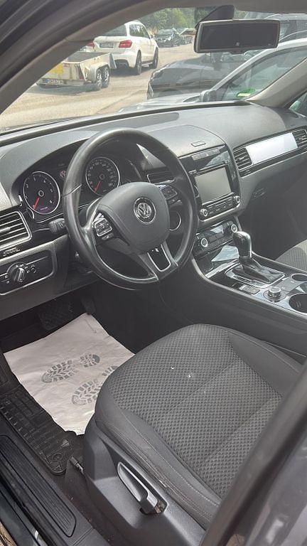 Grau Gebraucht 2014 VW Touareg SUV | 10.000 € (Guter Preis) - Bild 1/3