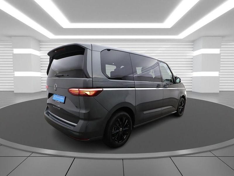 Gebraucht VW Multivan Style 150 PS (110 kW) 2025 Indiumgrau (grey), metallic Van