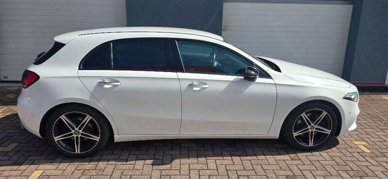 Weiß Gebraucht 2020 Mercedes A220 Kleinwagen | 21.000 € (Guter Preis) - Bild 1/4