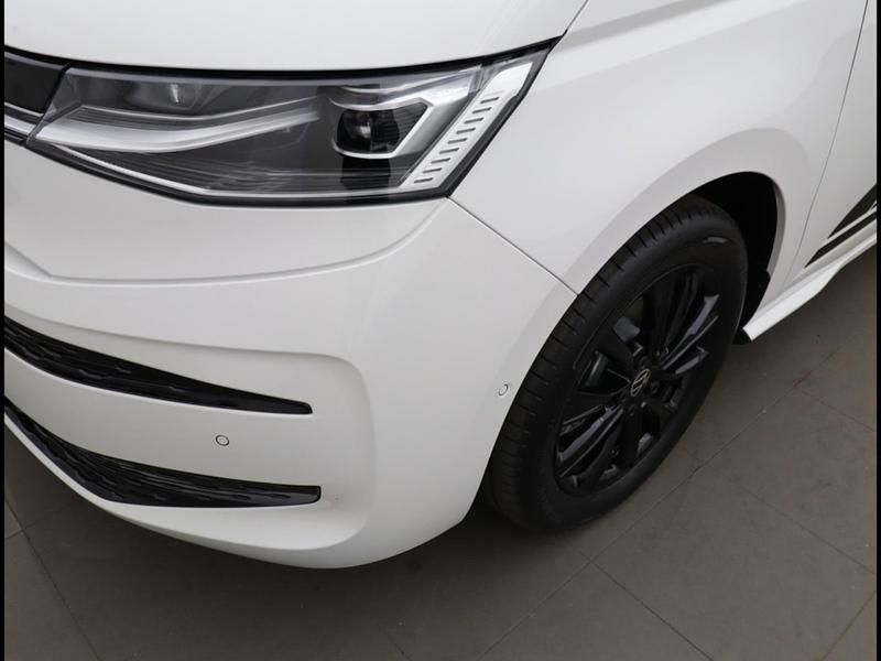 Nouă VW Multivan Edition 150 CP (110 kW) 2025 Monovolum