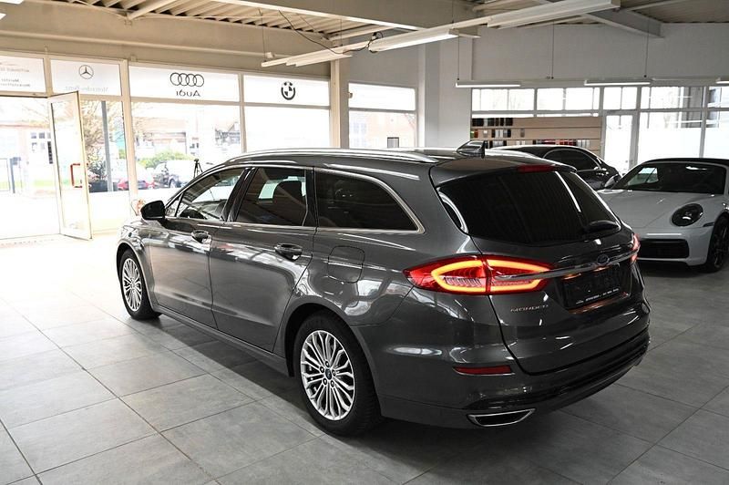 Gebraucht Ford Mondeo Titanium 190 PS (139 kW) 2020 Grau Kombi