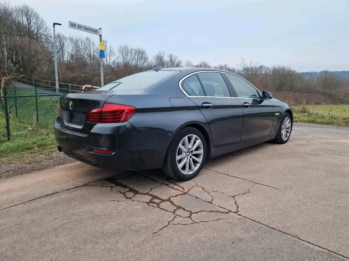 Gebraucht BMW 520 190 PS (139 kW) 2016 Limousine