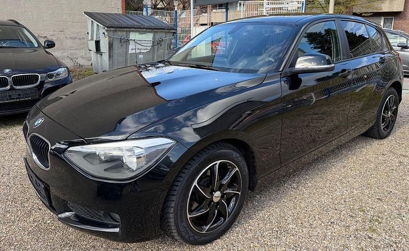 Gebraucht BMW 116 Advantage 116 PS (85 kW) 2013 Schwarz Kleinwagen