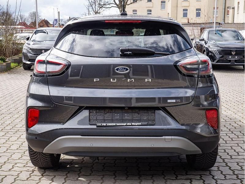 Gebraucht Ford Puma Titanium 125 PS (91 kW) 2021 Grau SUV