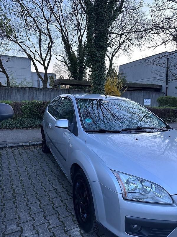 Usata Ford Focus 2005 Grigio Utilitaria