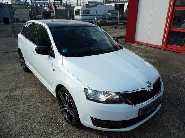 Gebraucht Skoda Rapid Style 86 PS (63 kW) 2015 Weiß Kleinwagen