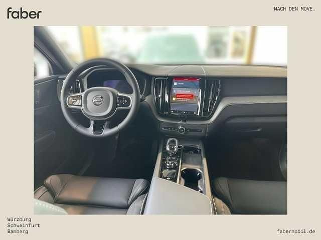 Gebraucht Volvo XC60 Plus 349 PS (256 kW) 2024 Platinum grey metallic SUV