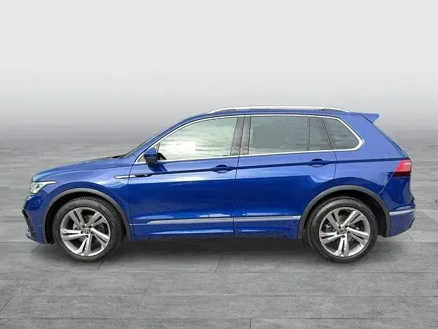 Gebraucht VW Tiguan R-line 150 PS (110 kW) 2023 Blau SUV