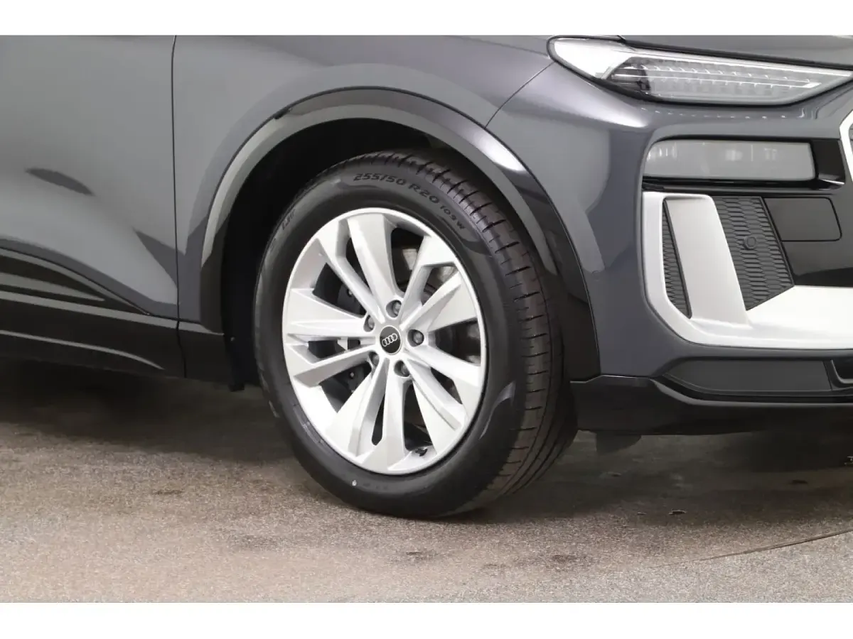 Gebraucht Audi SQ6 e-tron 359 kW (489 PS) 2025 SUV