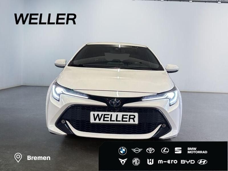 Gebraucht Toyota Corolla Team 122 PS (89 kW) 2021 Weiss Limousine