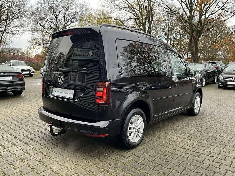 Gebraucht VW Caddy Comfortline 102 PS (75 kW) 2016 Deep black perleffekt Van / Kleinbus