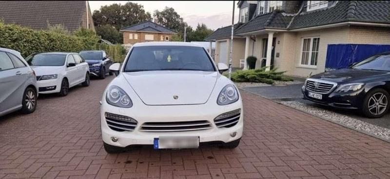 Weiß Gebraucht 2014 Porsche Cayenne Edition SUV | 21.499 € (Superpreis) - Bild 1/4