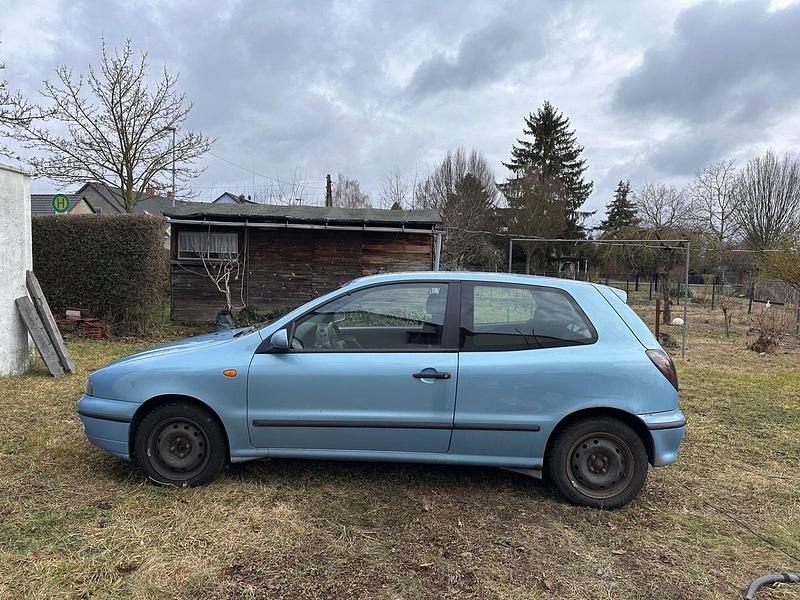Gebraucht Fiat Bravo 81 PS (59 kW) 2002 Blau Kleinwagen