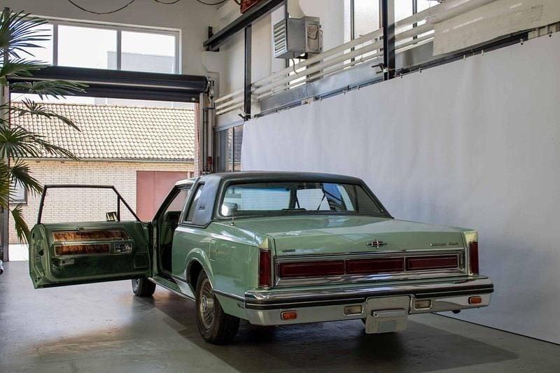 Gebraucht Lincoln Continental 132 PS (97 kW) 1981 Limousine