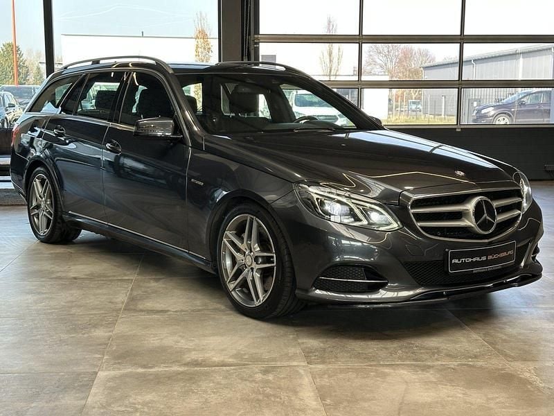 Gebraucht Mercedes E400 Avantgarde 333 PS (244 kW) 2013 Grau Kombi