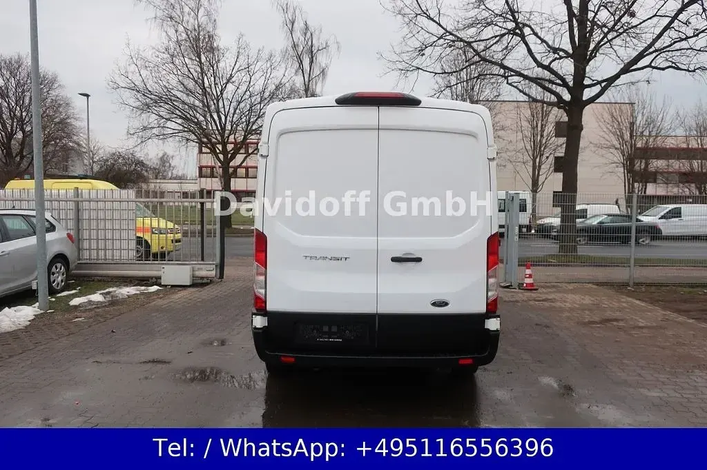 Gebraucht Ford Transit Trend 131 PS (96 kW) 2020 Weiß Limousine