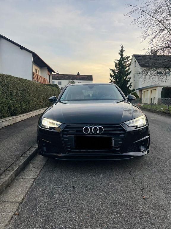 Gebraucht Audi A4 Sport 190 PS (139 kW) 2019 Schwarz Kombi