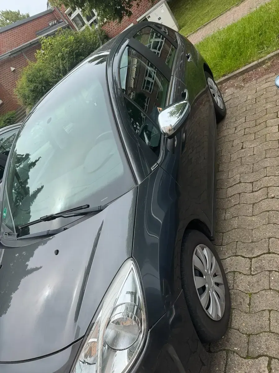 Gebraucht Citroën C3 74 PS (54 kW) 2012 Grau Kleinwagen