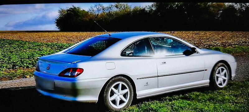 Silber Gebraucht 1998 Peugeot 406 Coupe Coupé | 5.900 € - Bild 1/4