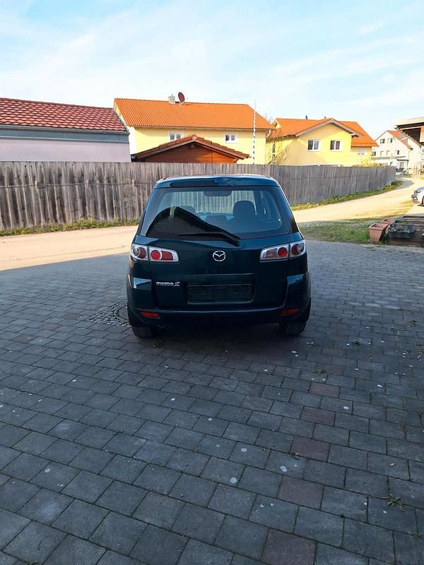 Second-hand Mazda 2 80 CP (58 kW) 2006 Verde Hatchback