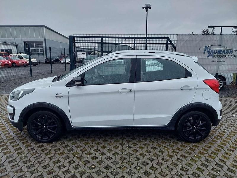 Gebraucht Ford Ka Active 86 PS (63 kW) 2019 Oxford white Limousine