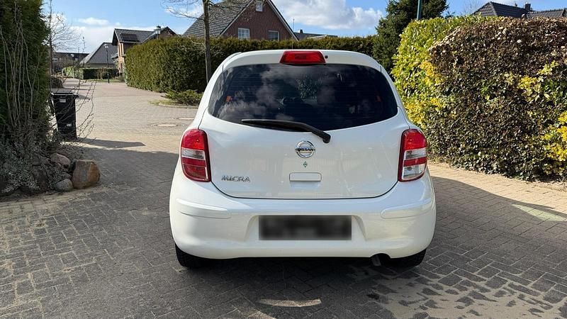 Gebraucht Nissan Micra 80 PS (58 kW) 2013 Weiß Kleinwagen