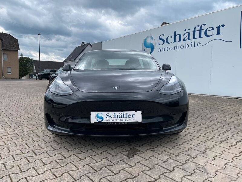 Gebraucht Tesla Model 3 Standard Range 324 kW (441 PS) 2022 Schwarz Limousine