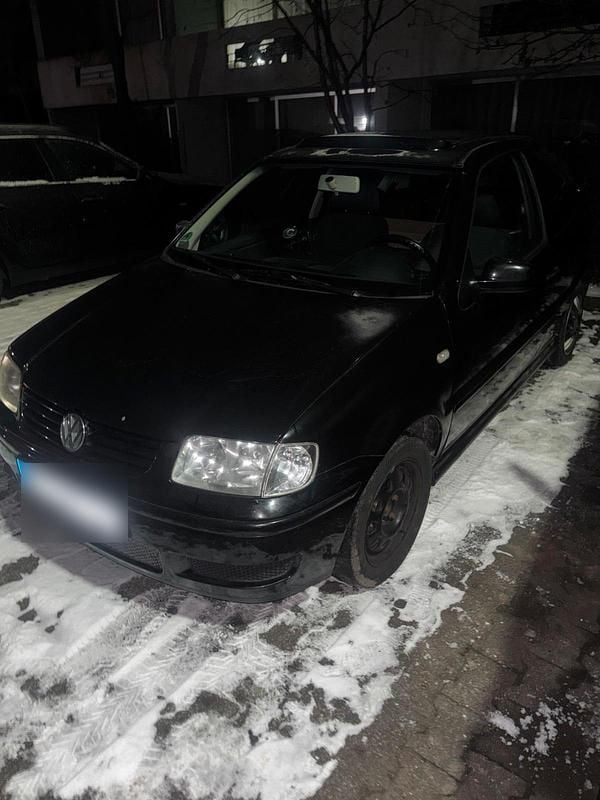 Schwarz Gebraucht 2000 VW Polo Kleinwagen | 450 € (Superpreis) - Bild 1/4