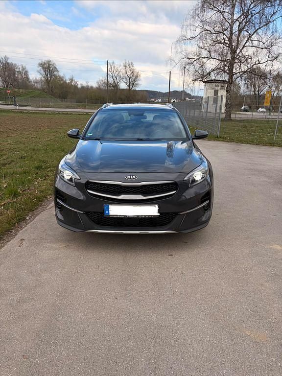Gebraucht Kia XCeed 120 PS (88 kW) 2020 Grau SUV