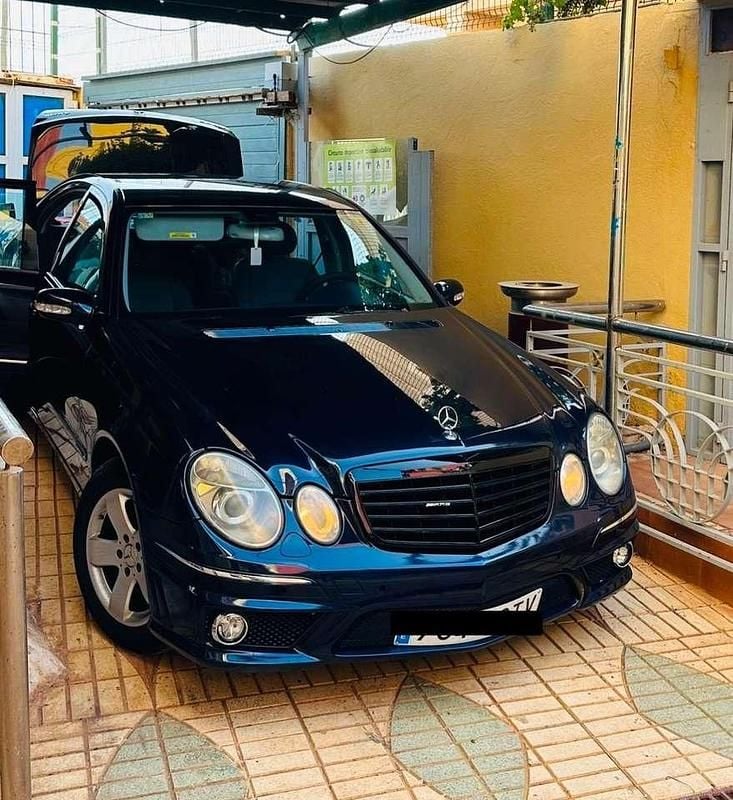 Gebraucht Mercedes E240 177 PS (130 kW) 2004 Limousine