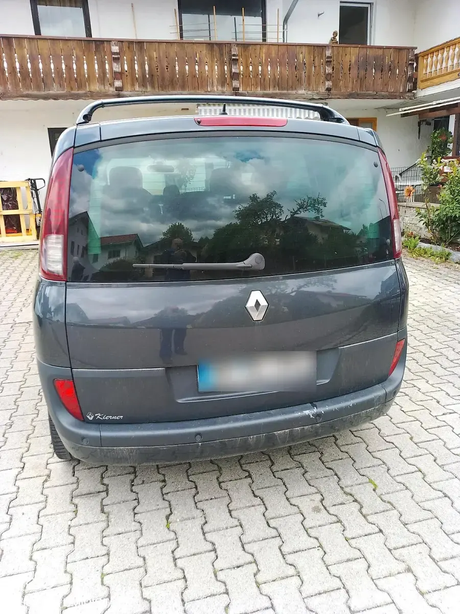 Gebraucht Renault Espace 170 PS (125 kW) 2011 Schwarz Van / Kleinbus