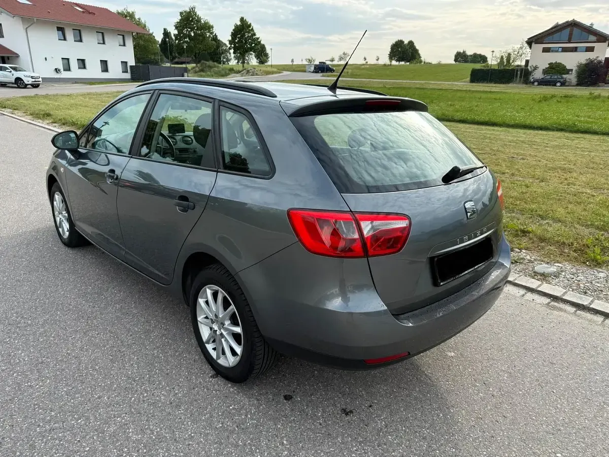 Gebraucht Seat Ibiza ST 69 PS (50 kW) 2013 Grau Kombi