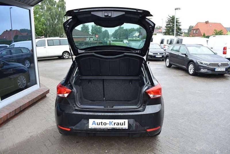 Gebraucht Seat Ibiza Style 110 PS (80 kW) 2024 Midnight schwarz metallic Kleinwagen