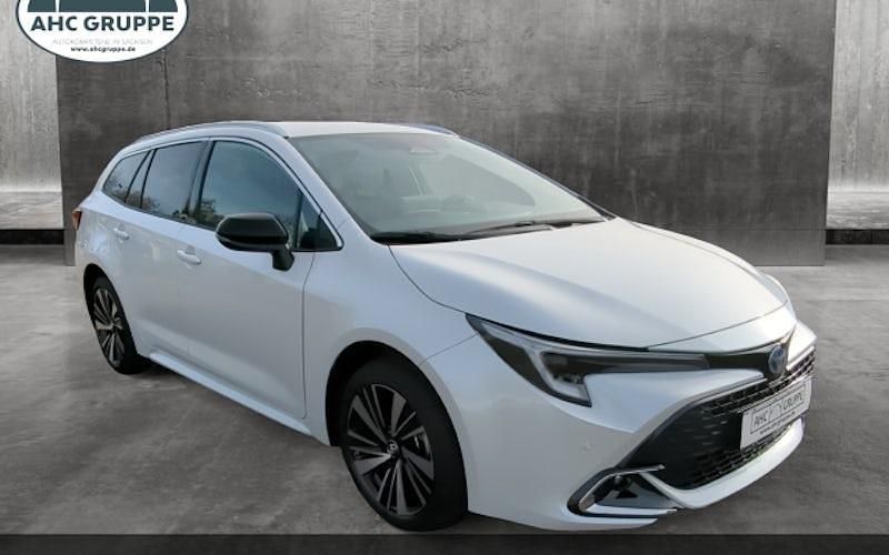 Neu Toyota Corolla 196 PS (144 kW) 2025 Weiß Kombi
