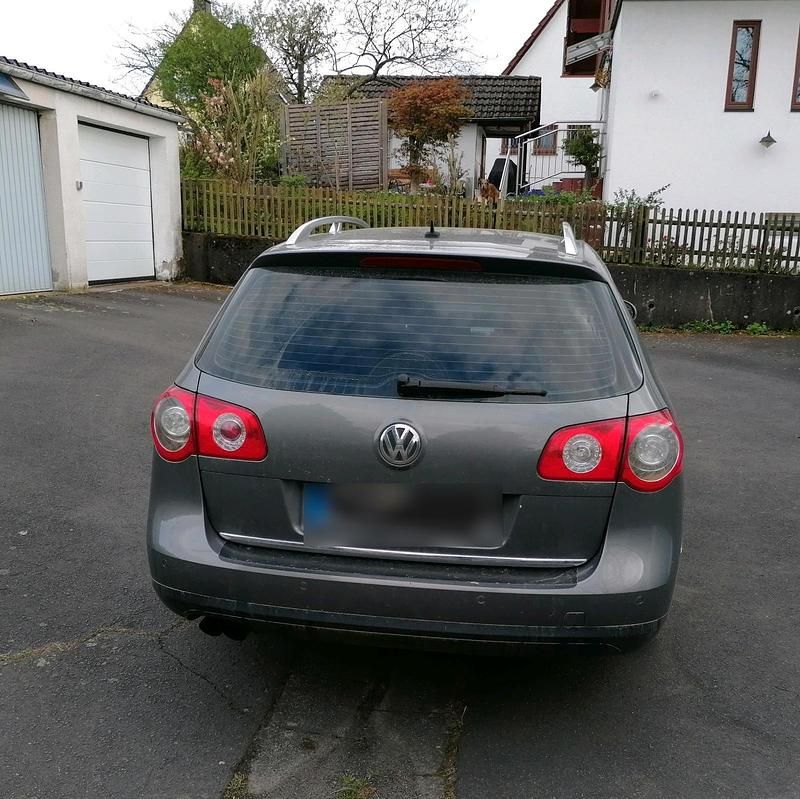Gebraucht VW Passat 150 PS (110 kW) 2005 Grau Kombi