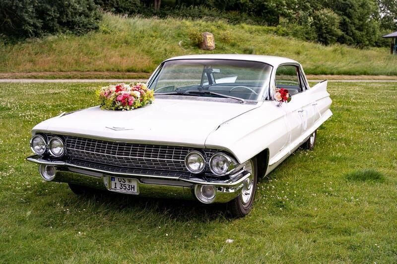 Weiß Gebraucht 1961 Cadillac Serie 62 Limousine | 28.000 € - Bild 1/4