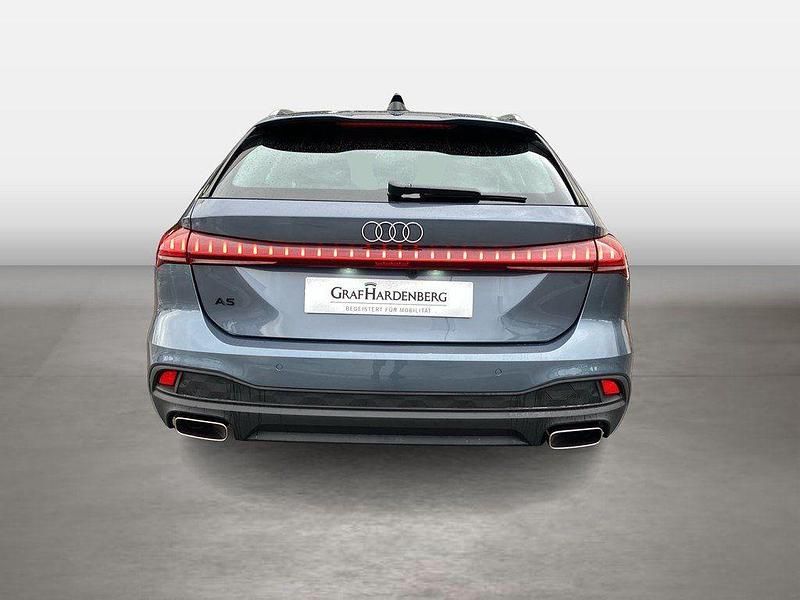 Gebraucht Audi A5 Ambiente 204 PS (150 kW) 2025 Horizontblau metallic Kombi