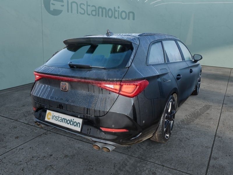 Gebraucht Cupra Leon VZ 300 PS (220 kW) 2023 Schwarz Van / Kleinbus