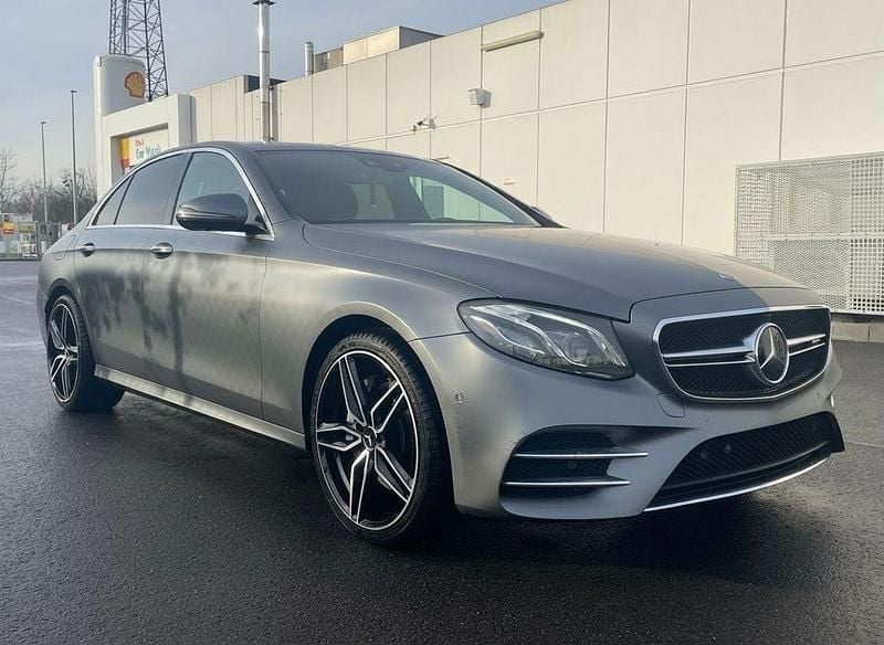 Gebraucht Mercedes E400 AMG line 333 PS (244 kW) 2016 Grau Limousine