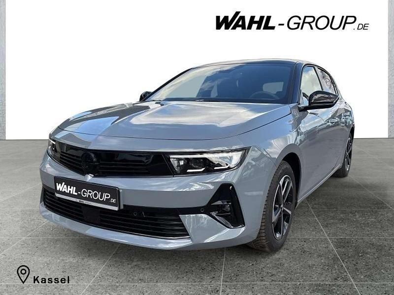 Neu Opel Astra 131 PS (96 kW) 2025 Grau Limousine