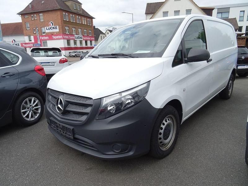 Arktikweiss Gebraucht 2021 Mercedes Vito Van / Kleinbus | 13.900 € (Superpreis) - Bild 1/4