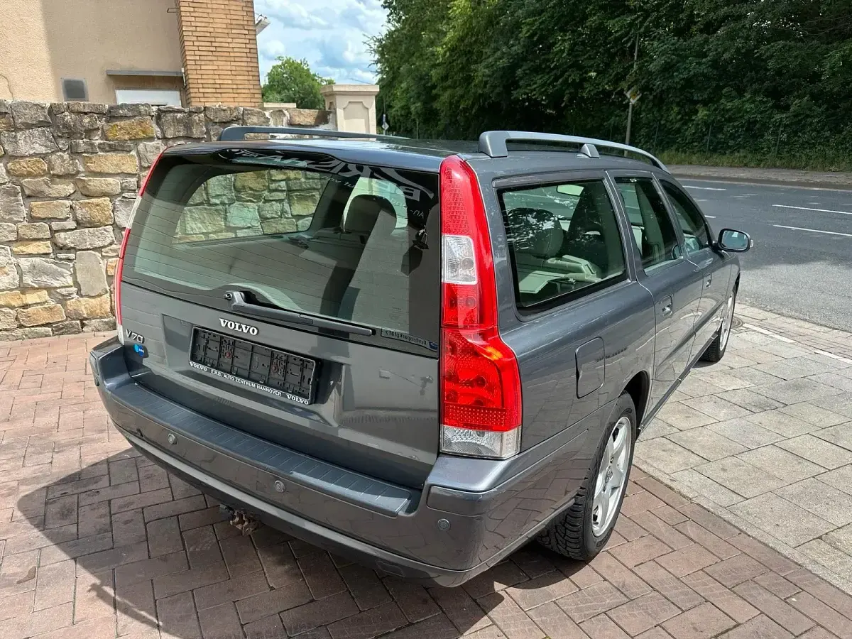 Gebraucht Volvo V70 163 PS (119 kW) 2006 Grau Kombi