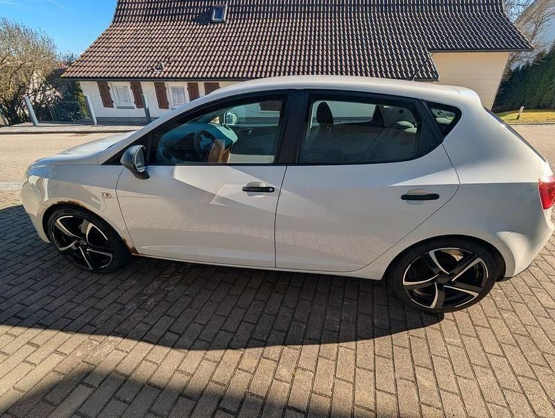 Gebraucht Seat Ibiza 86 PS (63 kW) 2009 Weiß Limousine