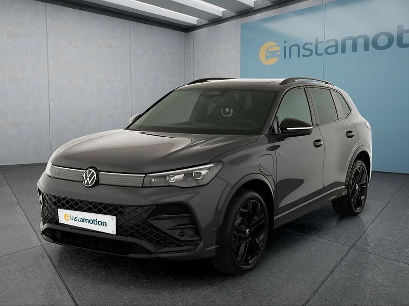 Grau Neu 2025 VW Tiguan SUV | 56.349 € (Teuer) - Bild 1/4