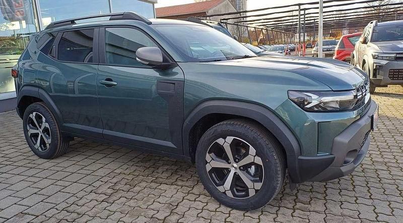 Neu Dacia Duster Journey 101 PS (74 kW) 2025 Zederngrün SUV